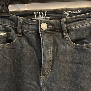 French Dressing Jeans FDJ style Suzanne size 4 USA